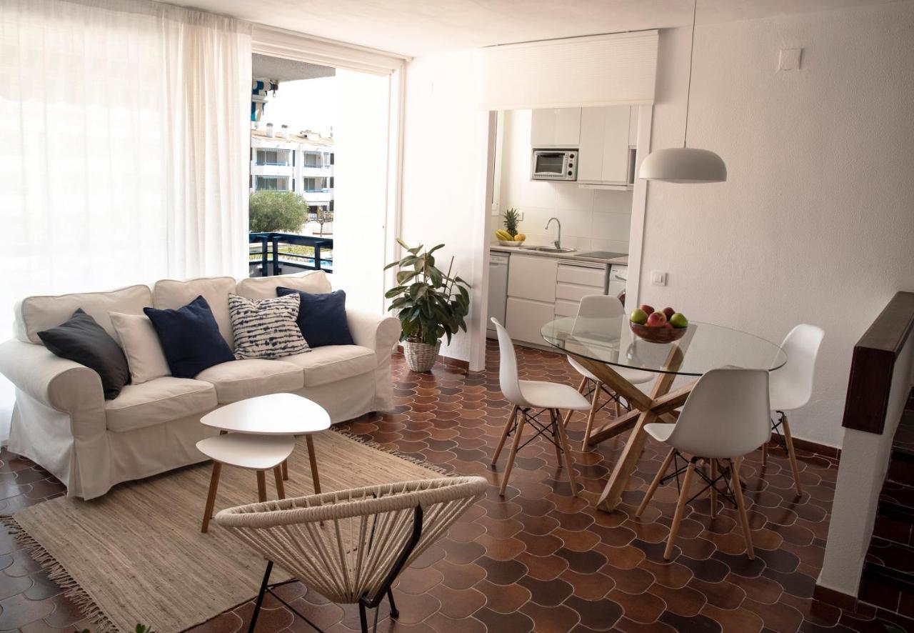 Casa Blanca Beach Apartment Torredembarra Exterior foto